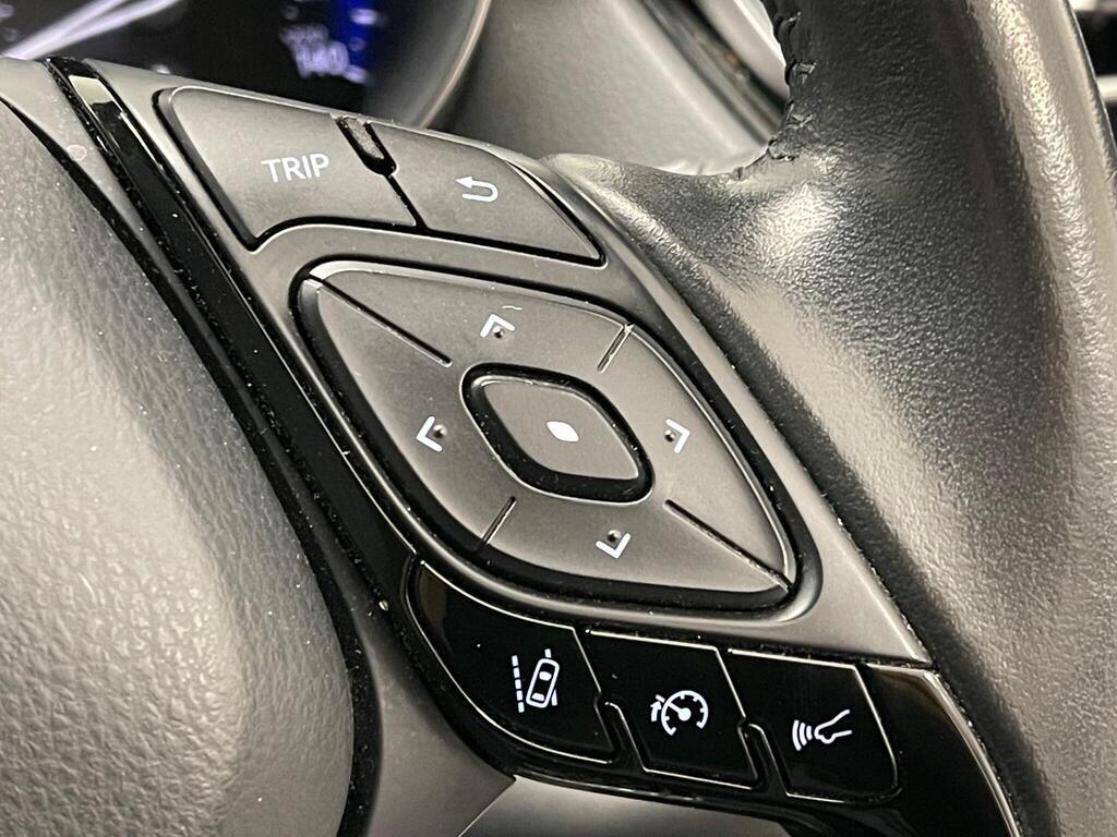 Used Toyota C-HR 2022 for sale - 77400616: Photo 14