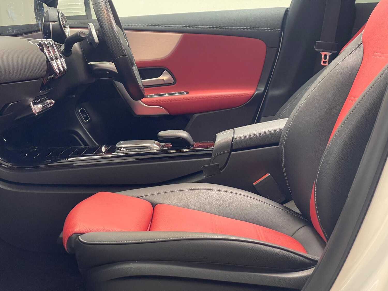 Used Mercedes-Benz CLA 2021 for sale - 76753168: Photo 31