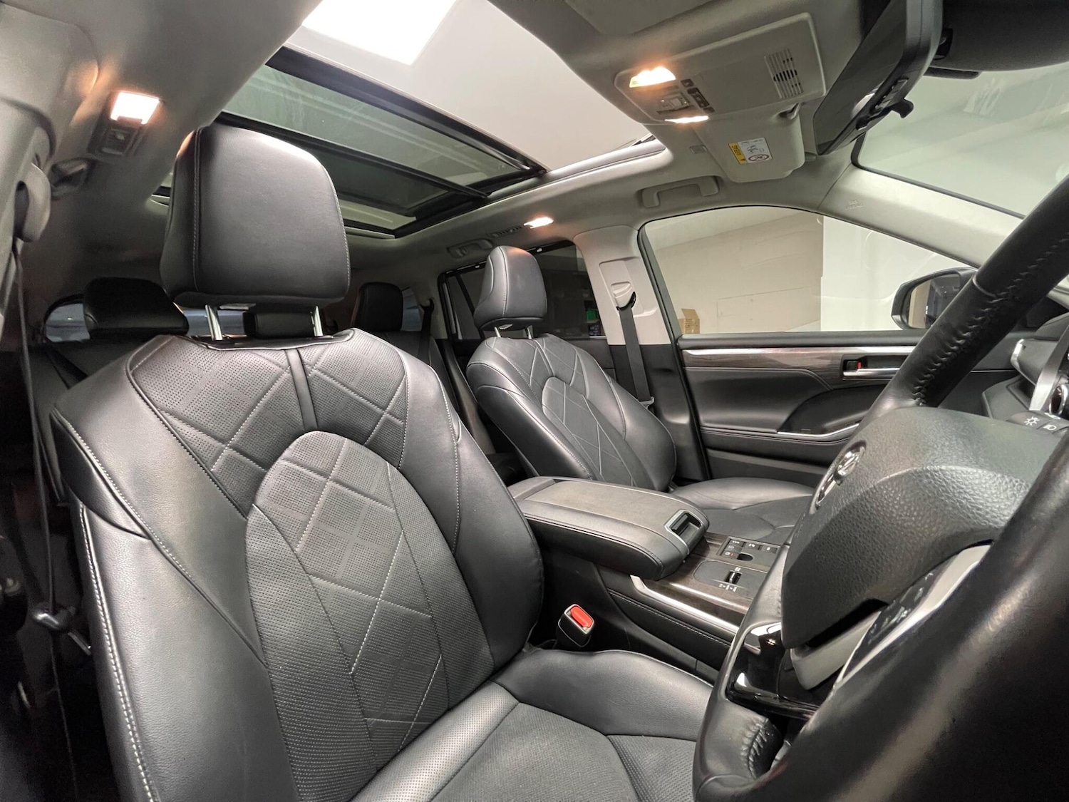 Used Toyota Highlander 2023 for sale - 77598340: Photo 12