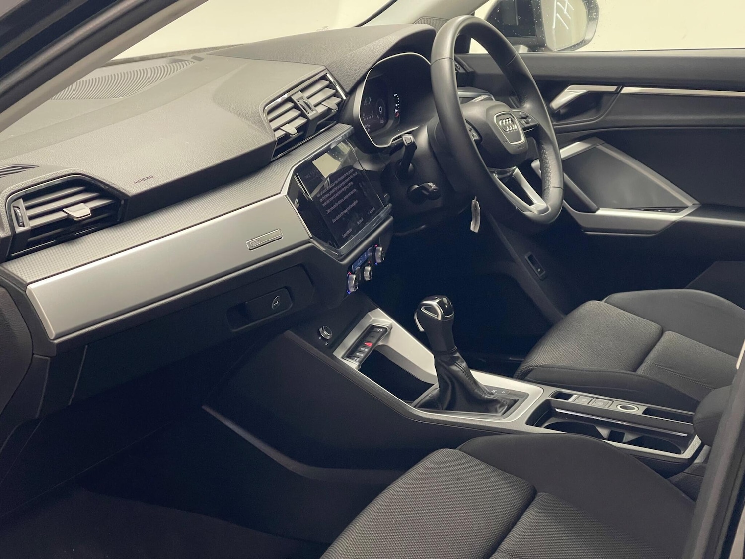 Used Audi Q3 2025 for sale - 76952990: Photo 9