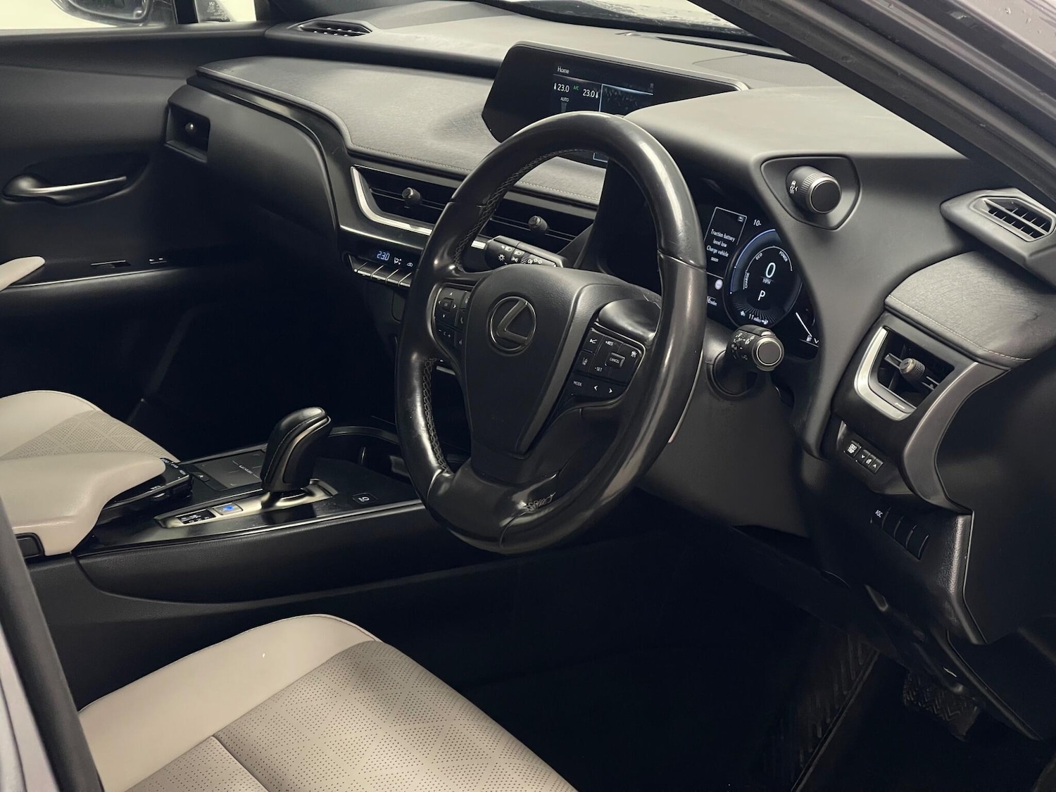 Used Lexus UX 2021 for sale - 76976475: Photo 10