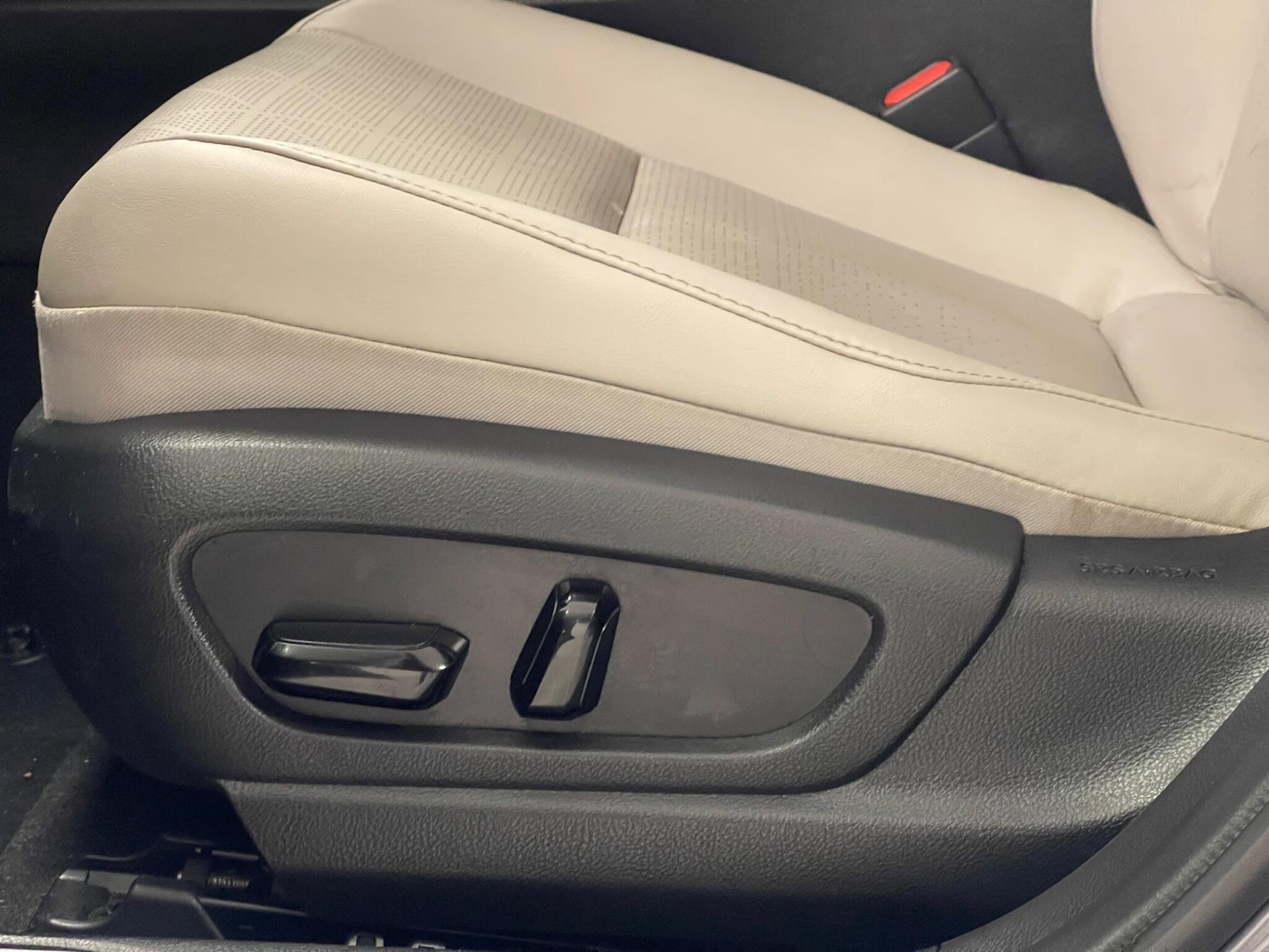 Used Lexus UX 2021 for sale - 76976475: Photo 15