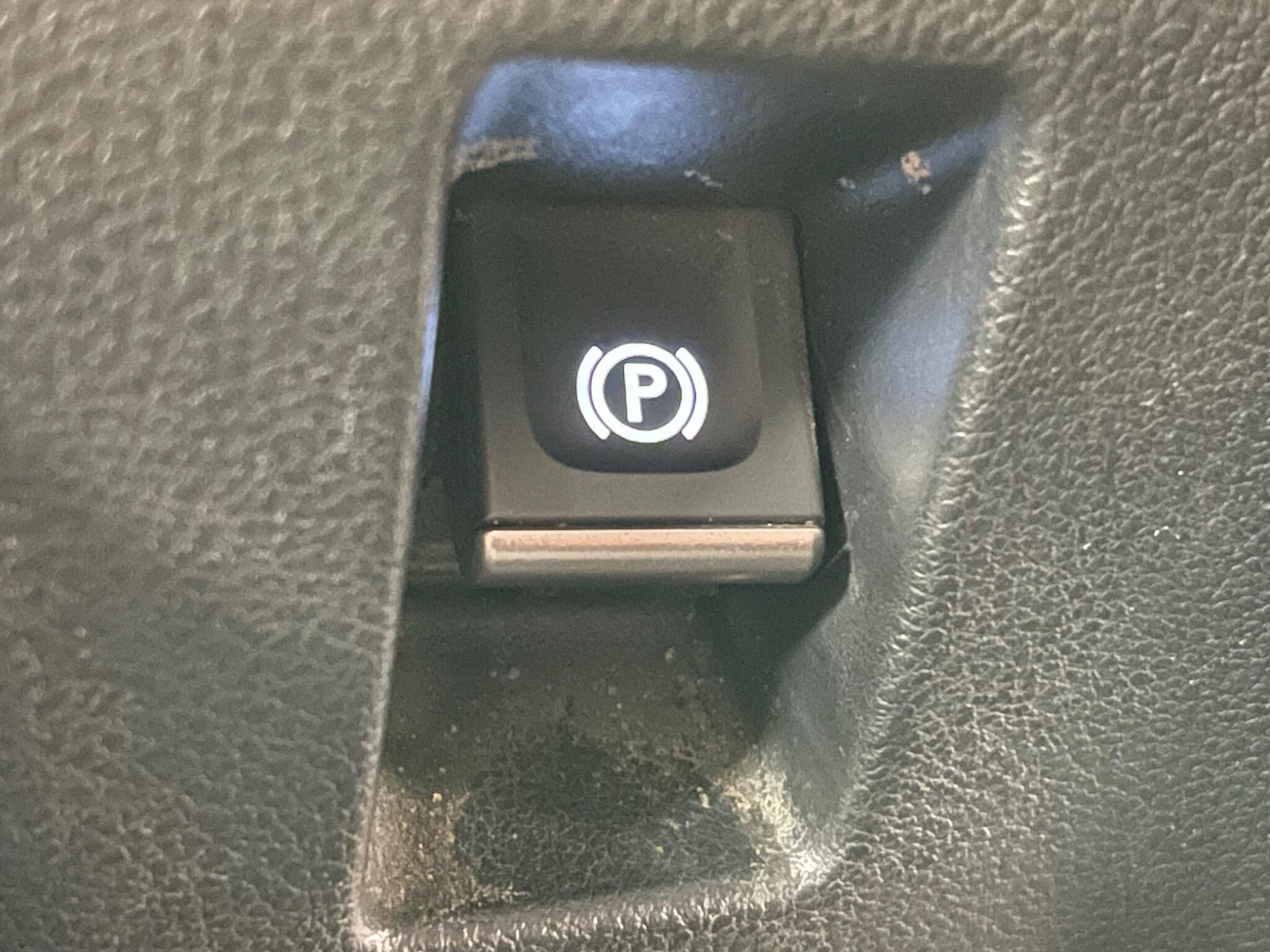 Used Lexus UX 2021 for sale - 76976475: Photo 16