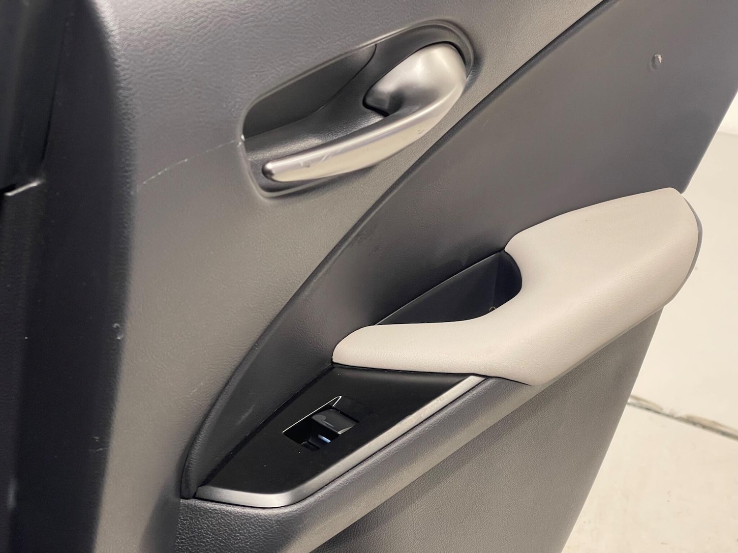 Used Lexus UX 2021 for sale - 76976475: Photo 28