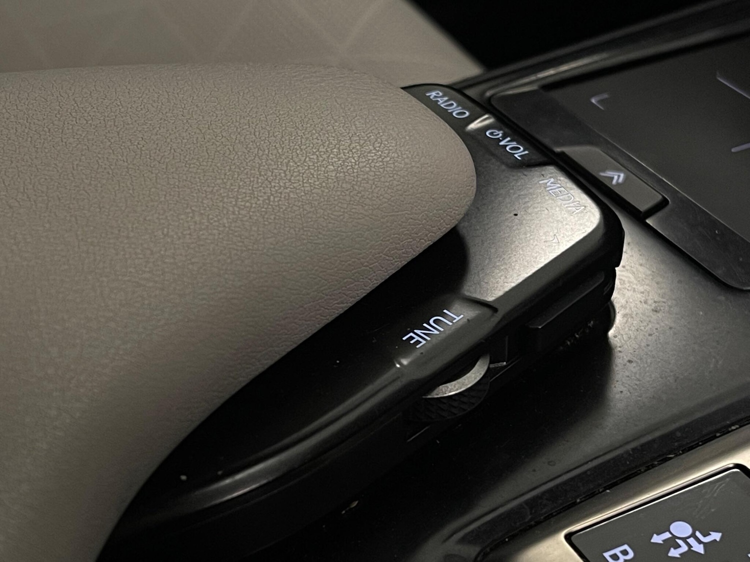 Used Lexus UX 2021 for sale - 76976475: Photo 45