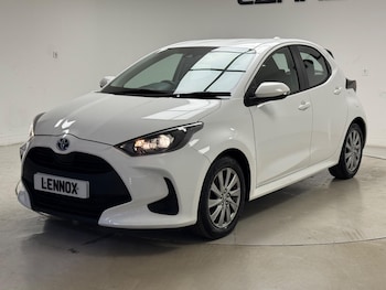 Used Toyota Yaris 2024 for sale - 79464417: Photo