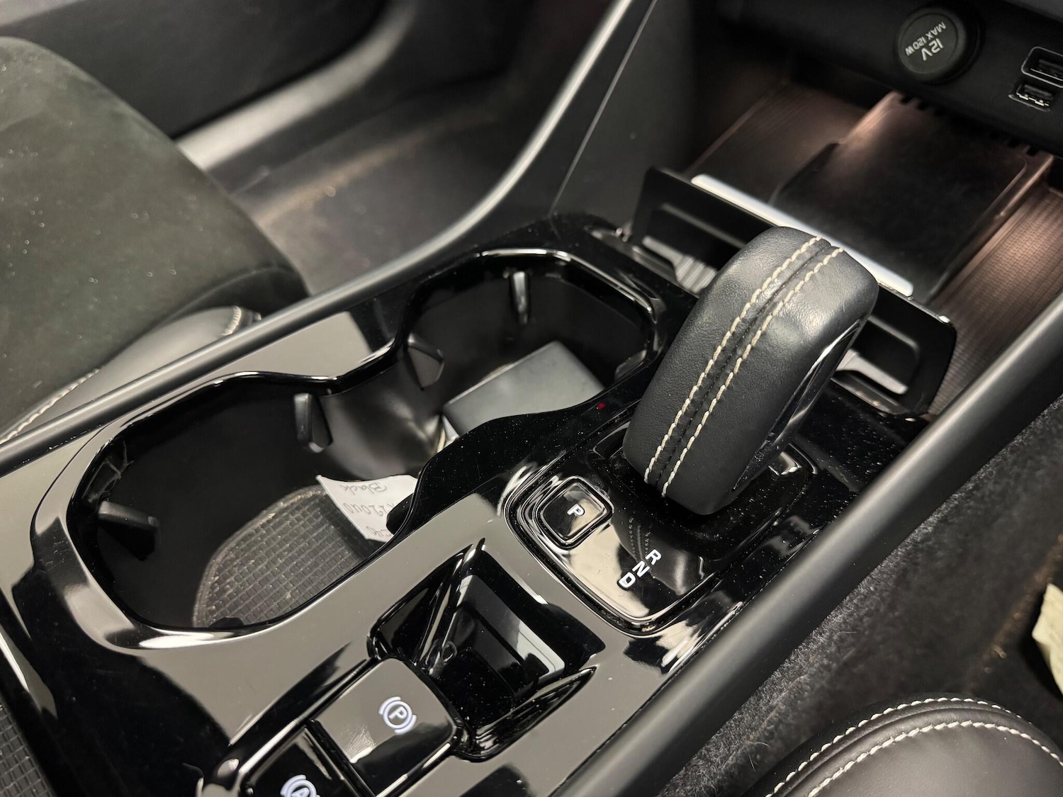 Used Volvo XC40 2022 for sale - 77969879: Photo 26