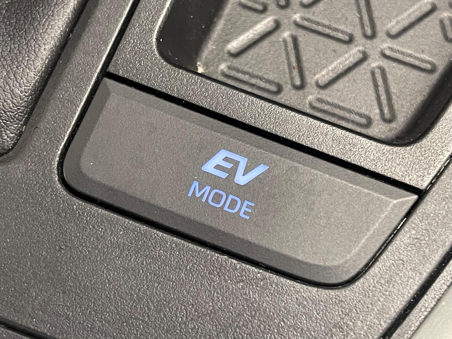 Used Toyota RAV4 2022 for sale - 77238295: Photo 17