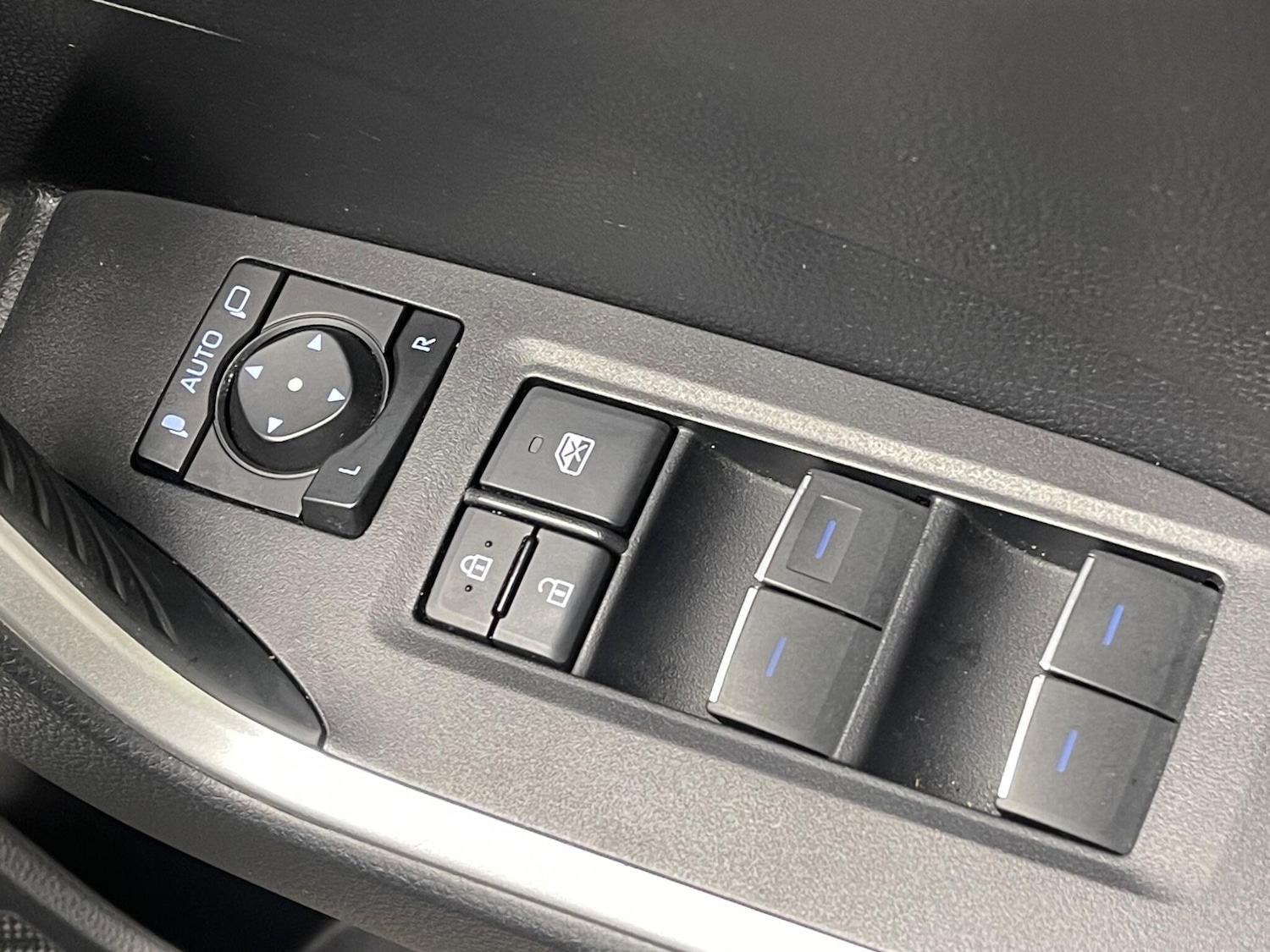 Used Toyota RAV4 2022 for sale - 77238295: Photo 25