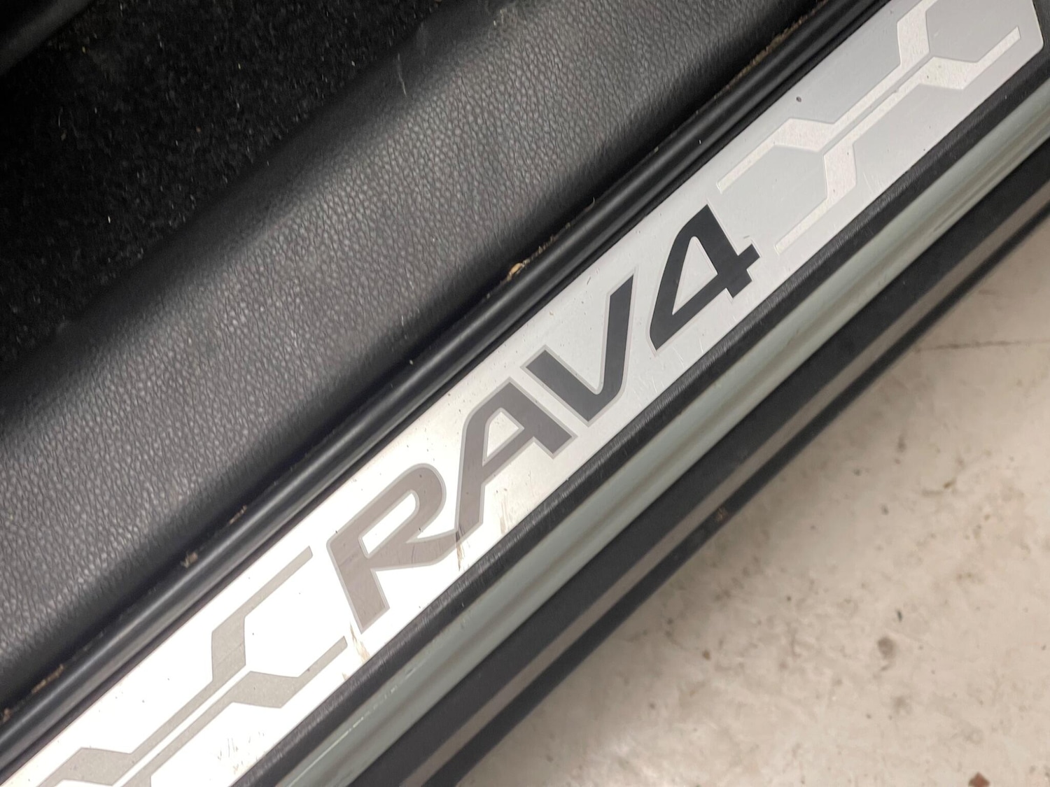 Used Toyota RAV4 2022 for sale - 77238295: Photo 38