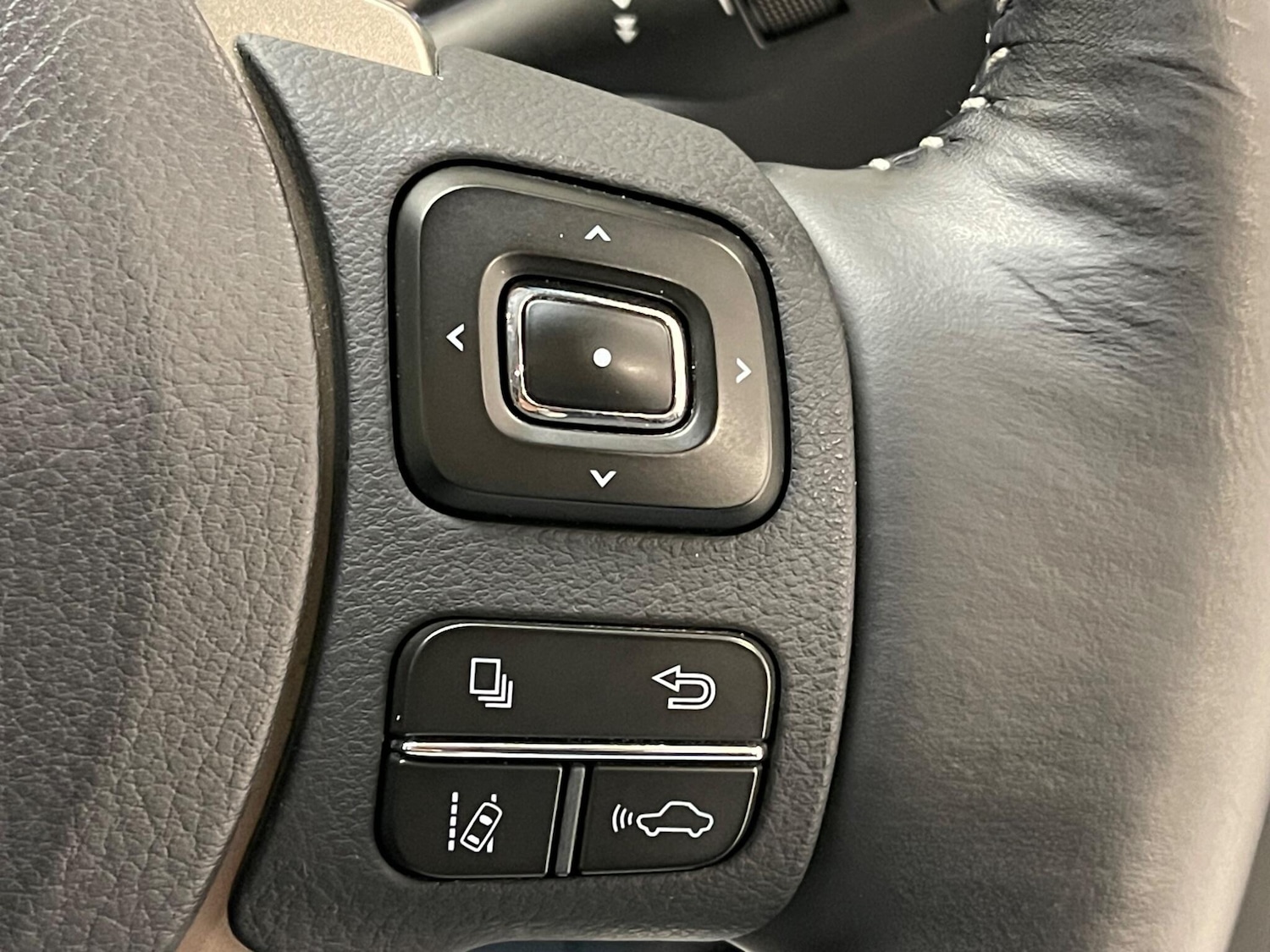 Used Lexus NX 2017 for sale - 76024444: Photo 17