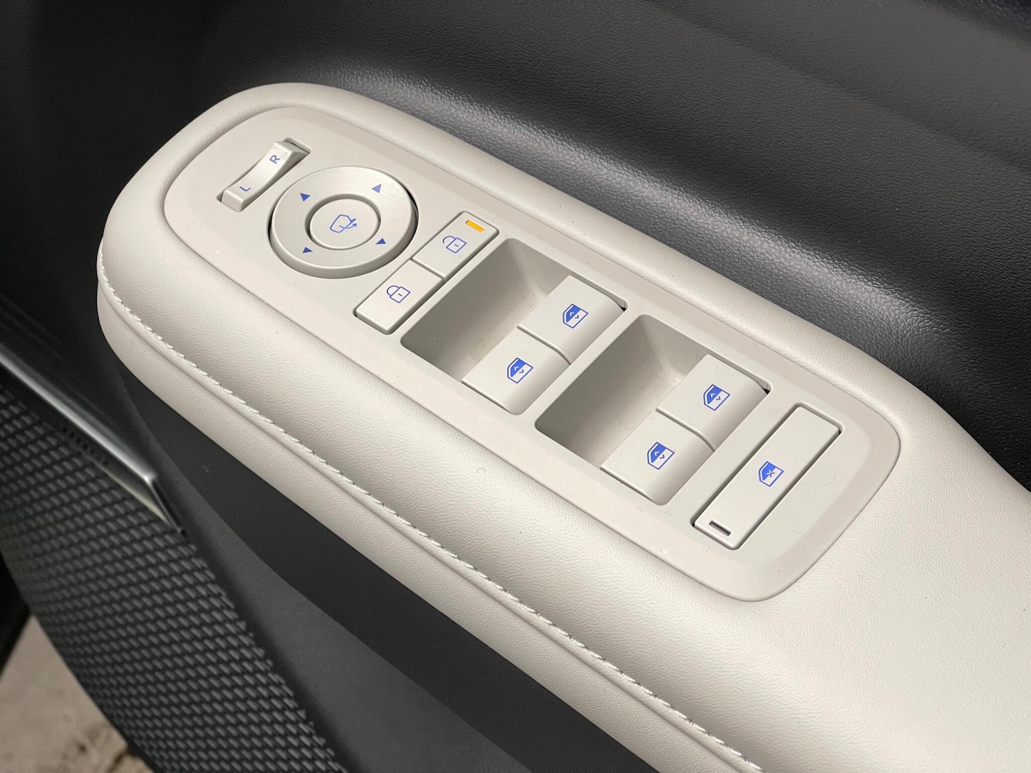 Used Hyundai Santa Fe 2024 for sale - 77497435: Photo 31