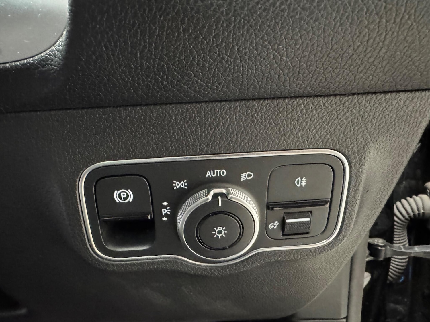 Used Mercedes-Benz EQB for sale - 78100038: Photo 15