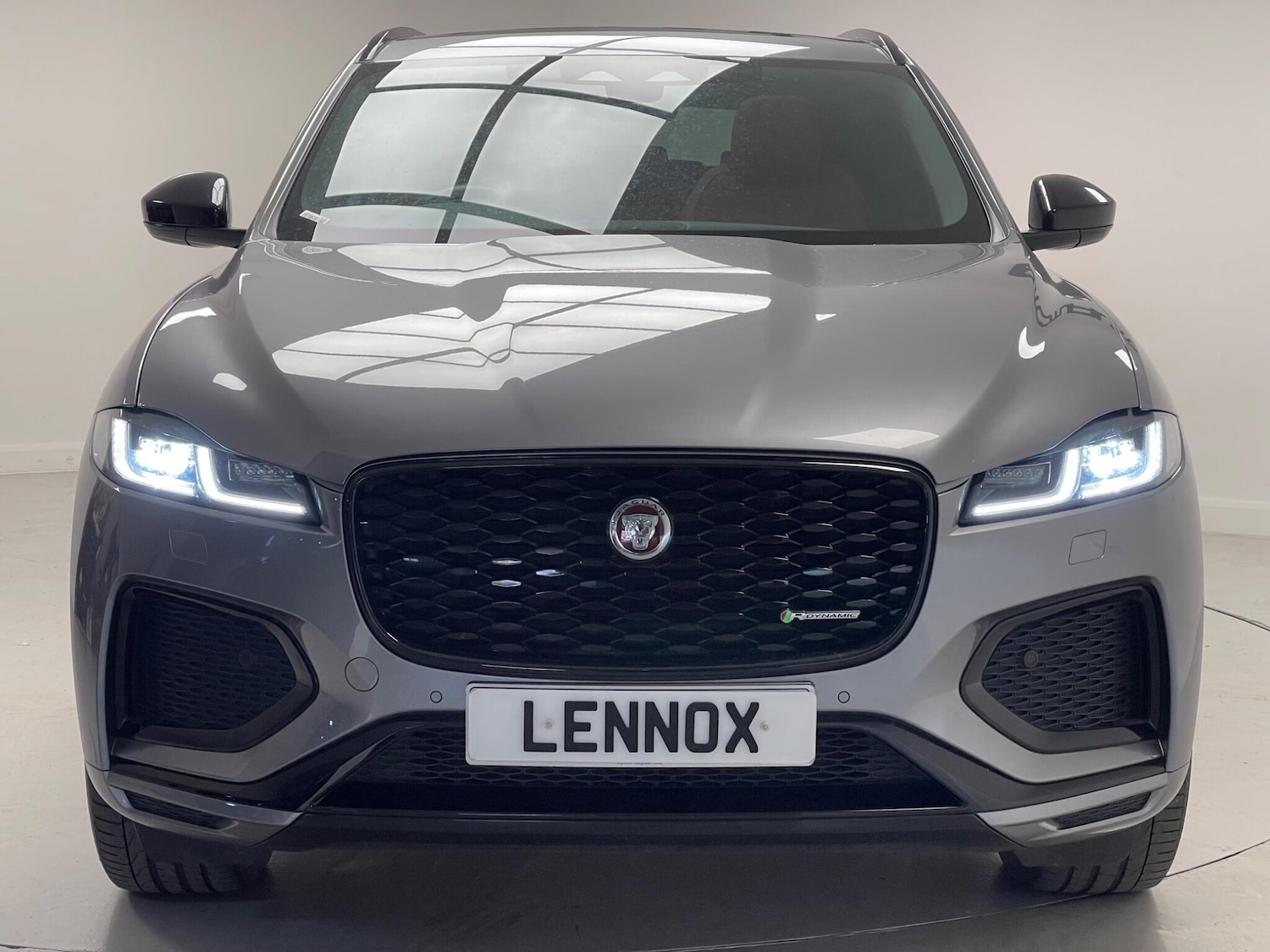 Used Jaguar F-Pace 2022 for sale - 76175260: Photo 2