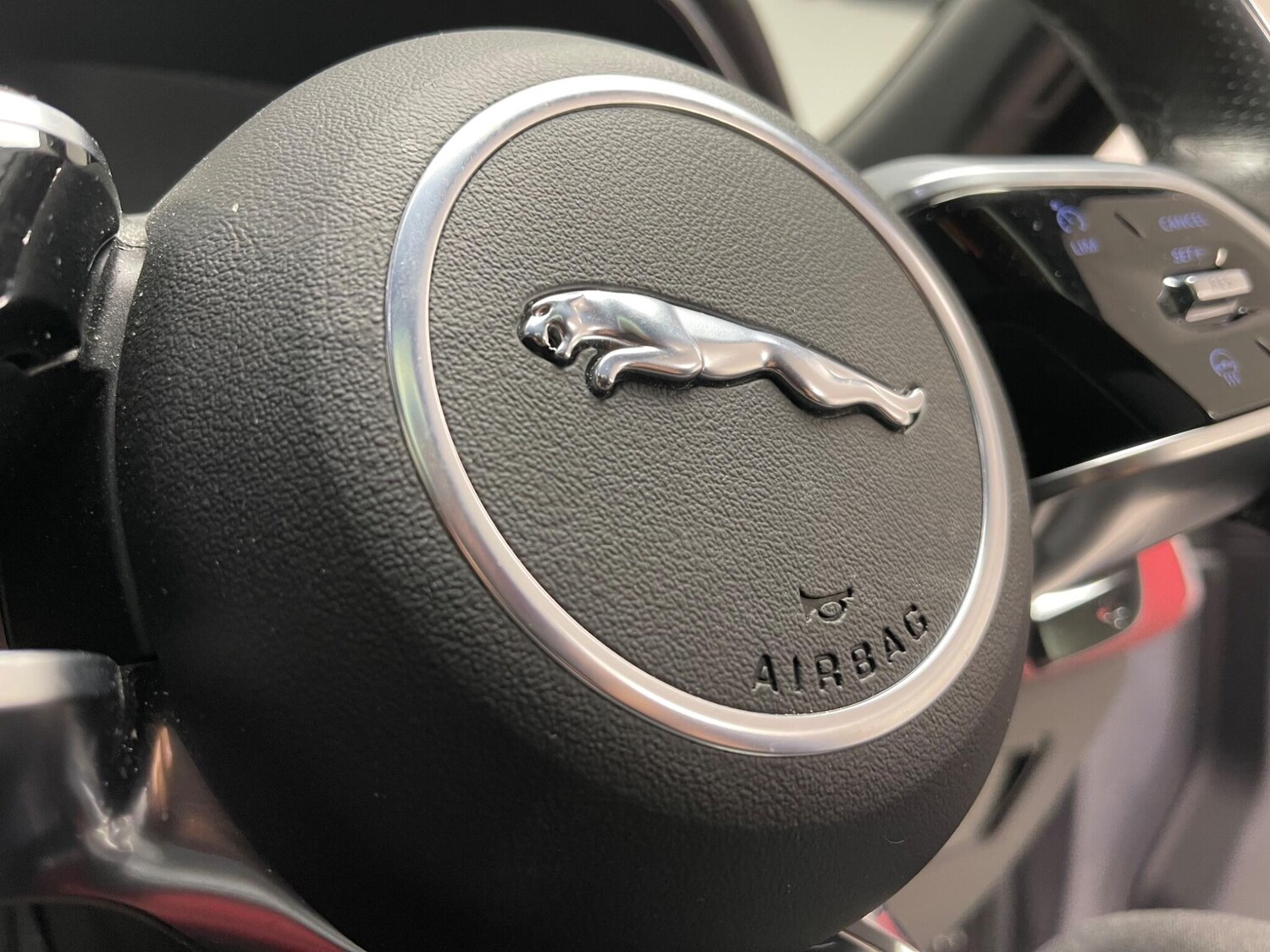 Used Jaguar F-Pace 2022 for sale - 76175260: Photo 45