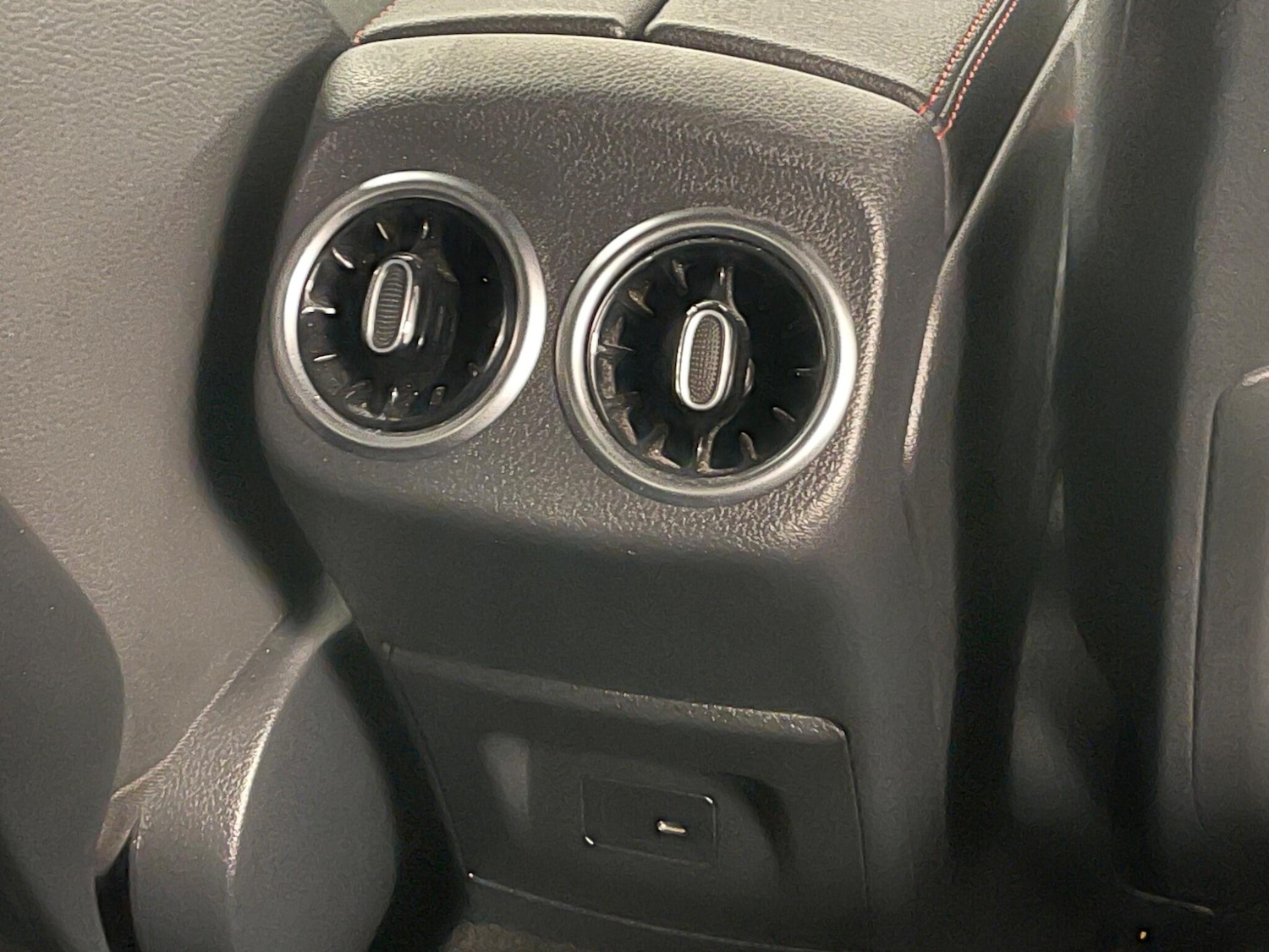 Used Mercedes-Benz CLA 2022 for sale - 76377207: Photo 9