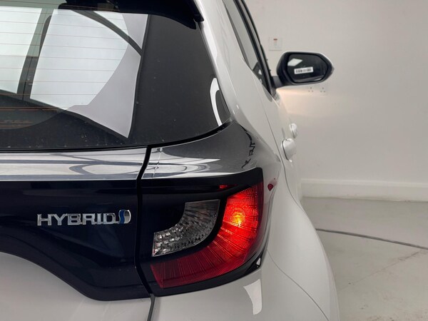 Used Toyota Yaris 2023 for sale - 76031722: Photo 24