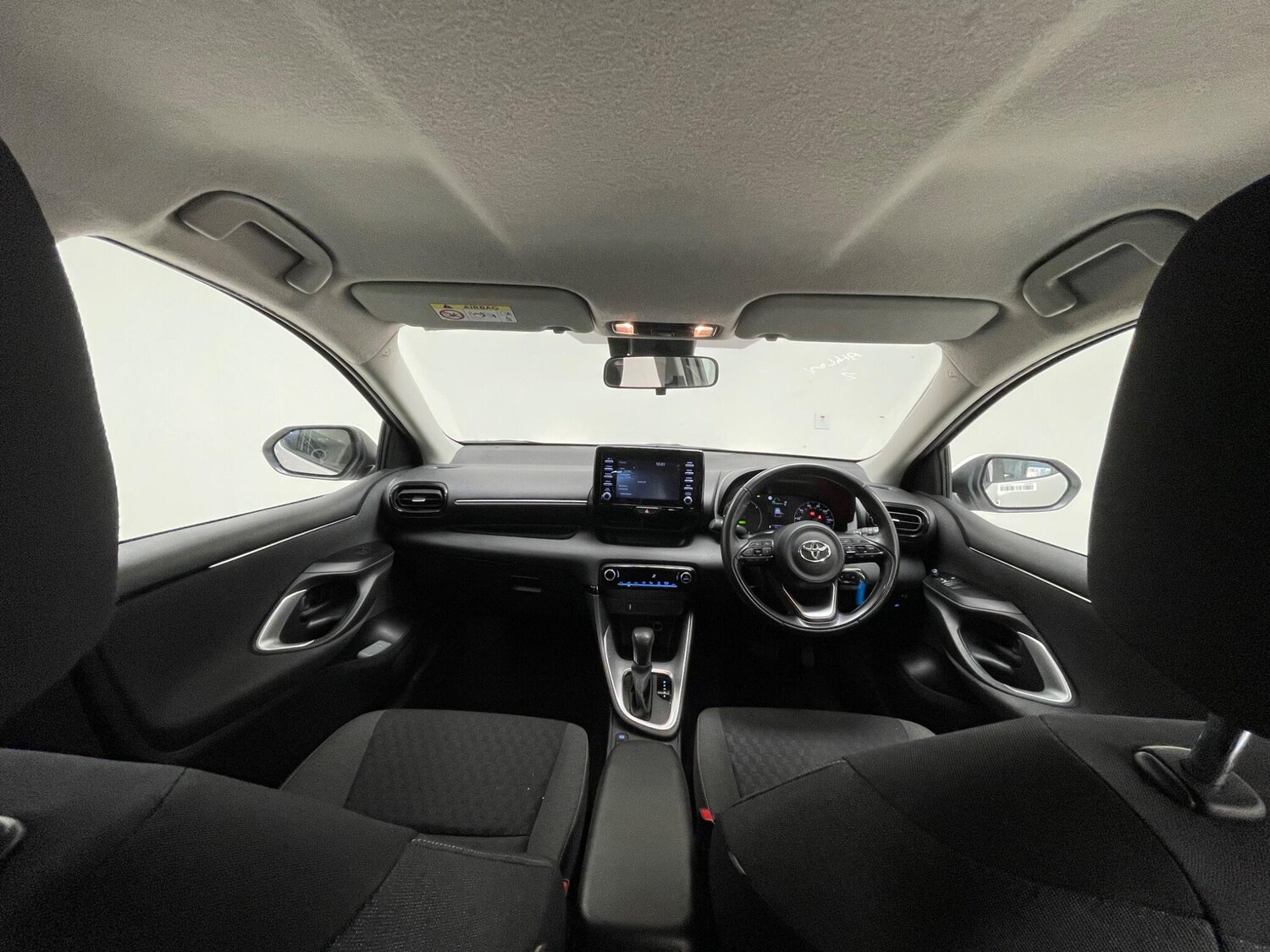 Used Toyota Yaris 2023 for sale - 76031722: Photo 6