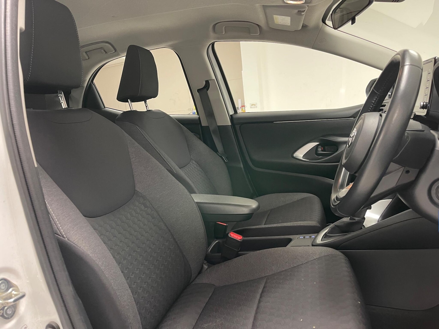 Used Toyota Yaris 2023 for sale - 76031722: Photo 8