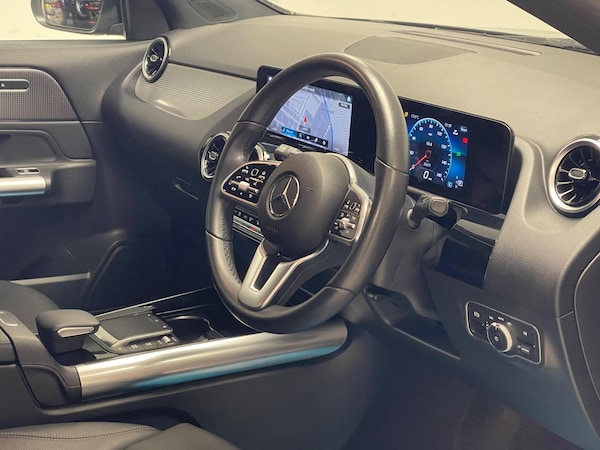 Used Mercedes-Benz GLA 2023 for sale - 76167470: Photo 9