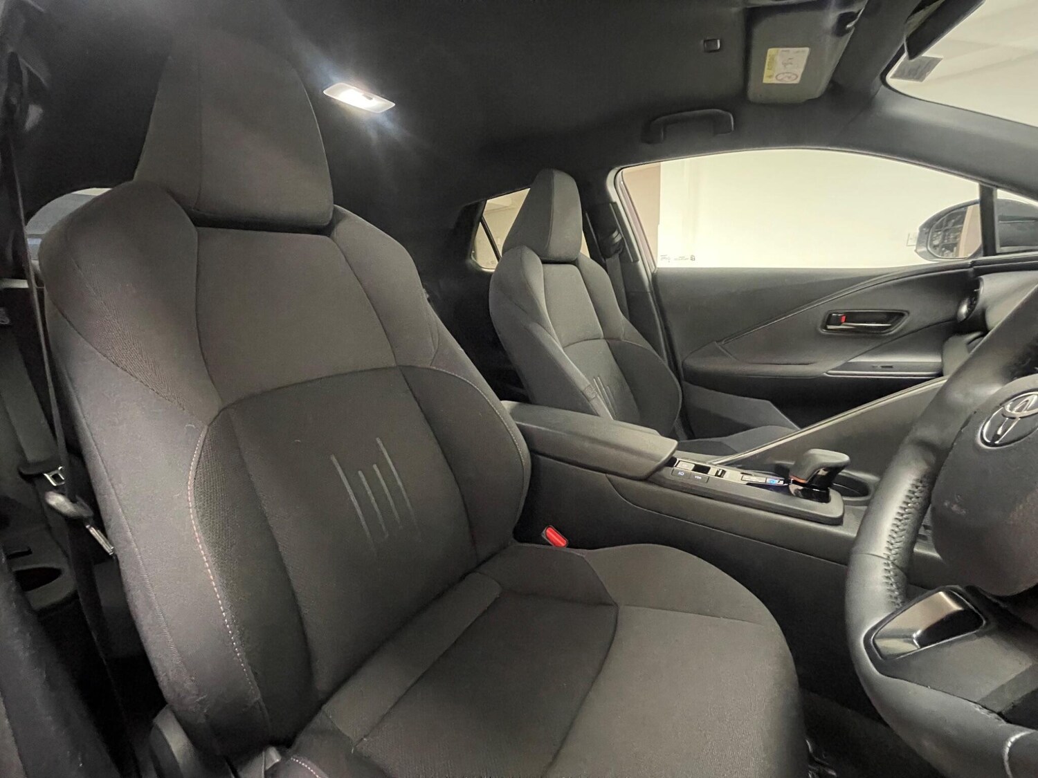 Used Toyota C-HR 2024 for sale - 77574981: Photo 13