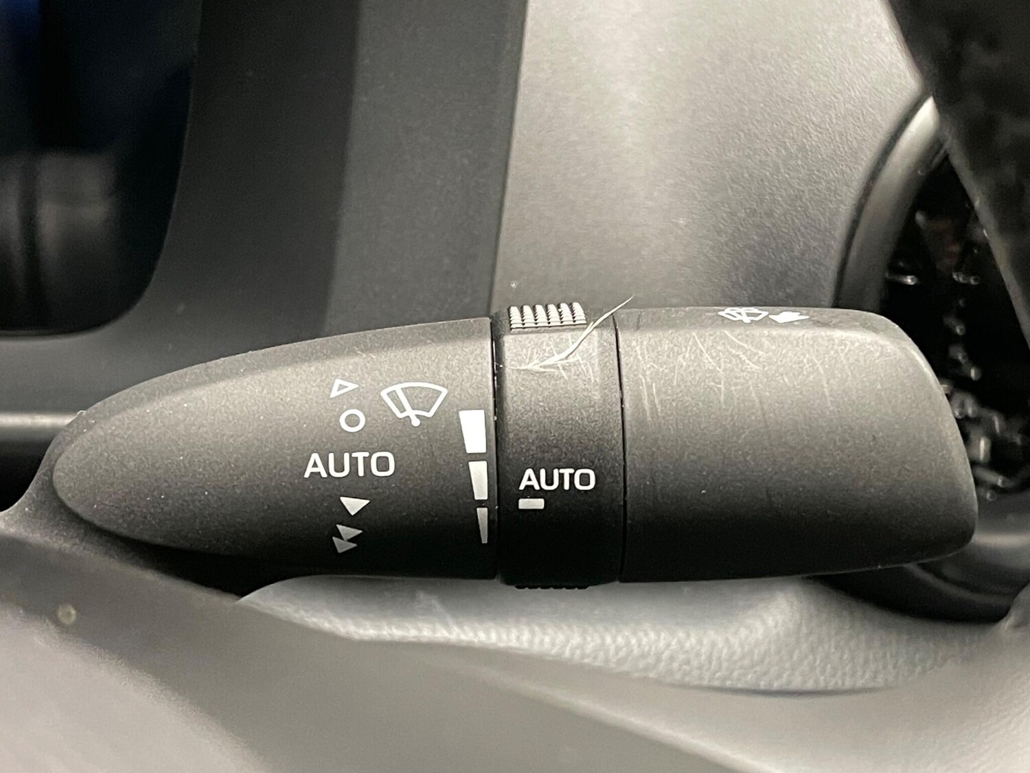 Used Toyota C-HR 2024 for sale - 77574981: Photo 20