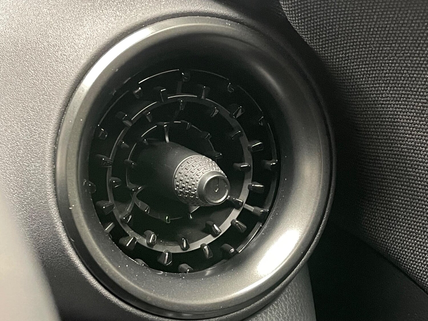 Used Toyota C-HR 2024 for sale - 77574981: Photo 29