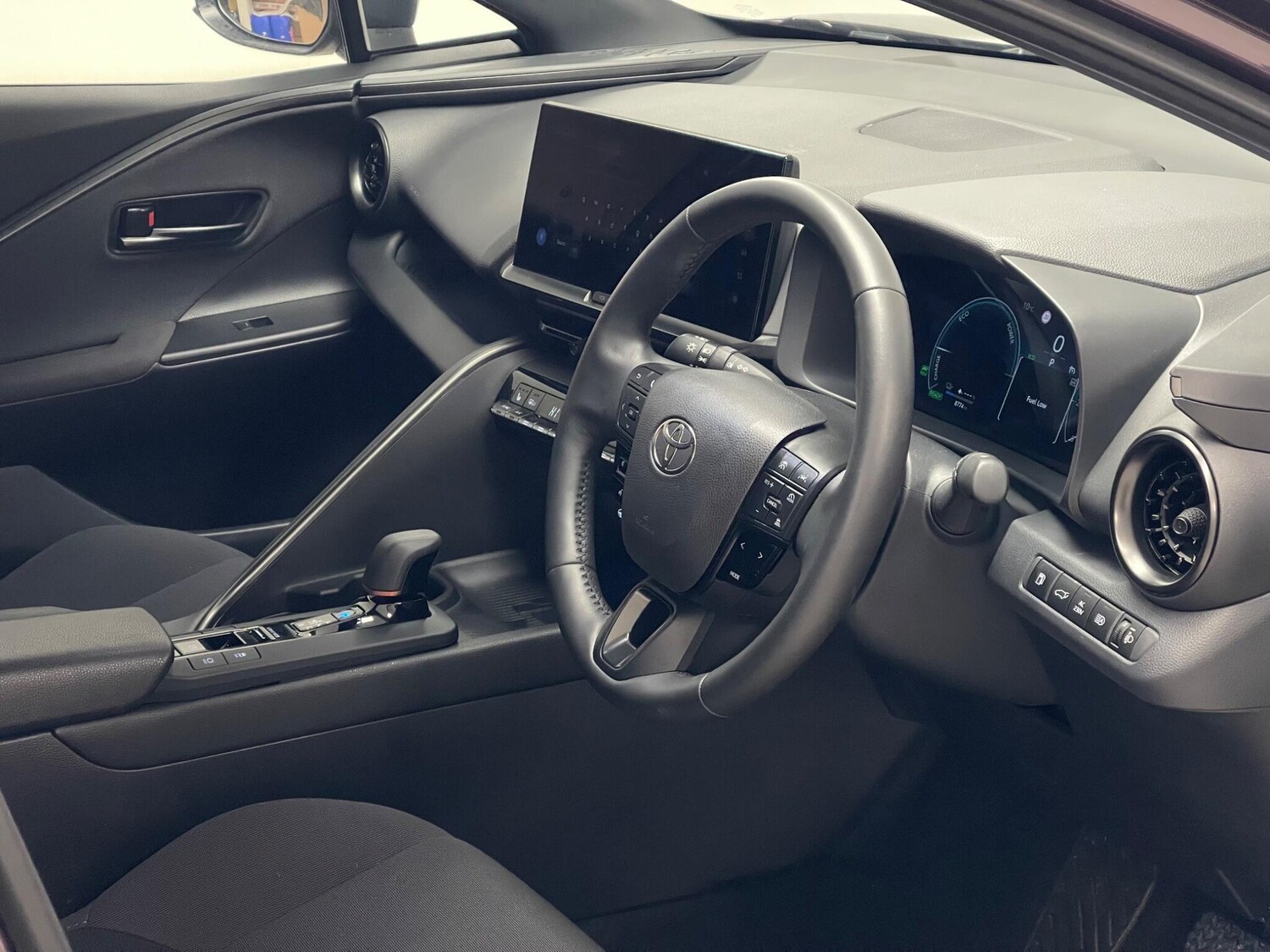 Used Toyota C-HR 2024 for sale - 77574981: Photo 33