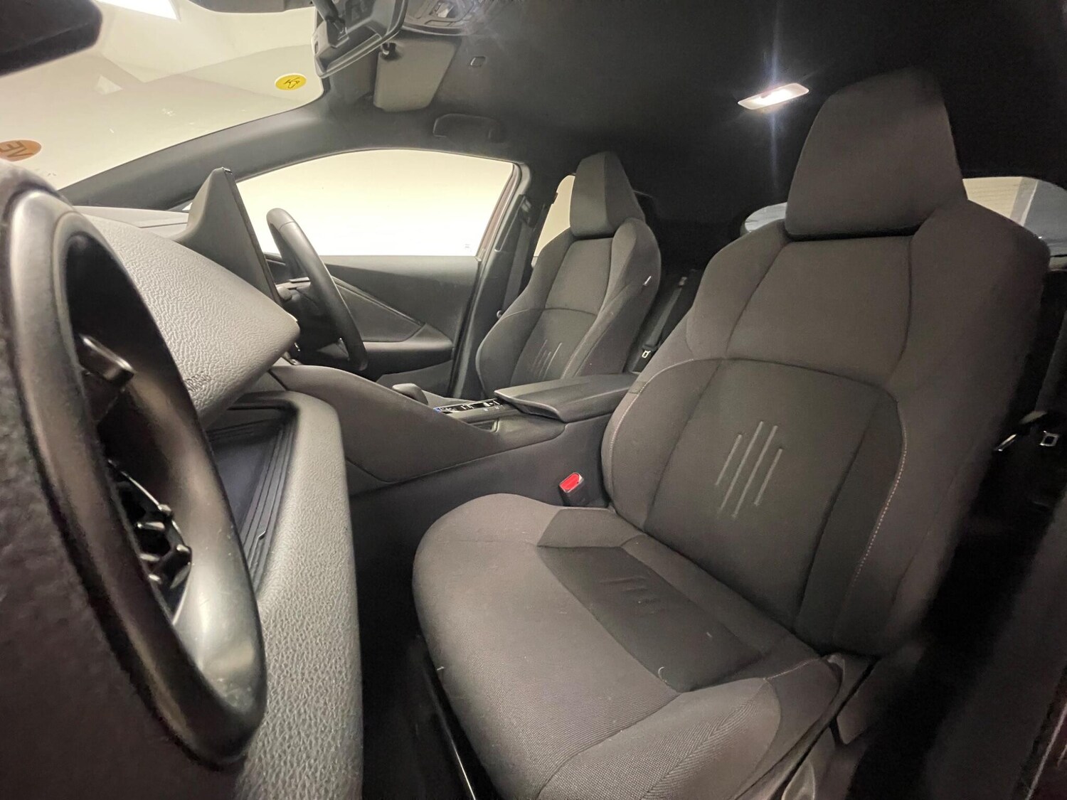 Used Toyota C-HR 2024 for sale - 77574981: Photo 35