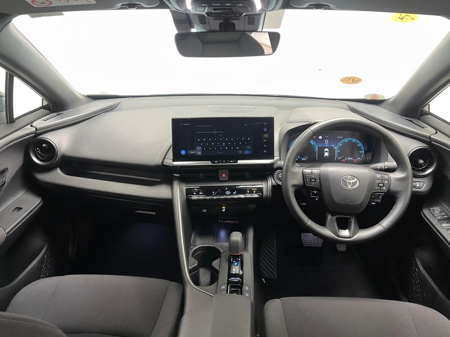 Used Toyota C-HR 2024 for sale - 77574981: Photo 8