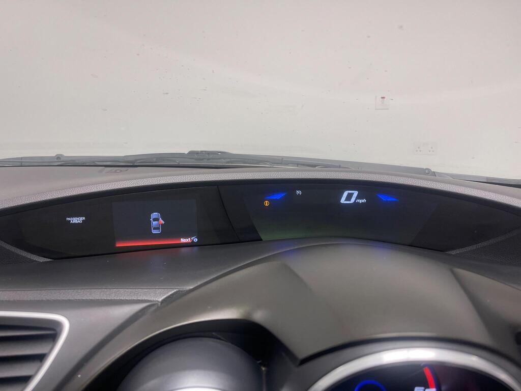 Used Honda Civic 2015 for sale - 76714534: Photo 24