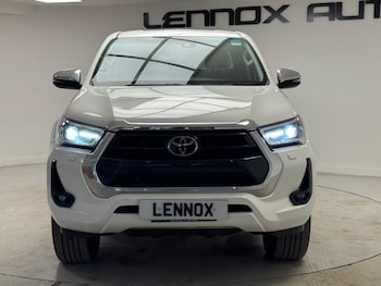 Used Toyota Hilux 2023 for sale - 77839988: Photo