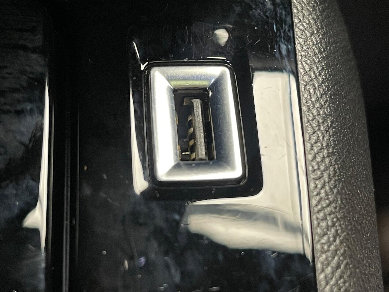 Used Peugeot E-2008 2021 for sale - 76521815: Photo 24