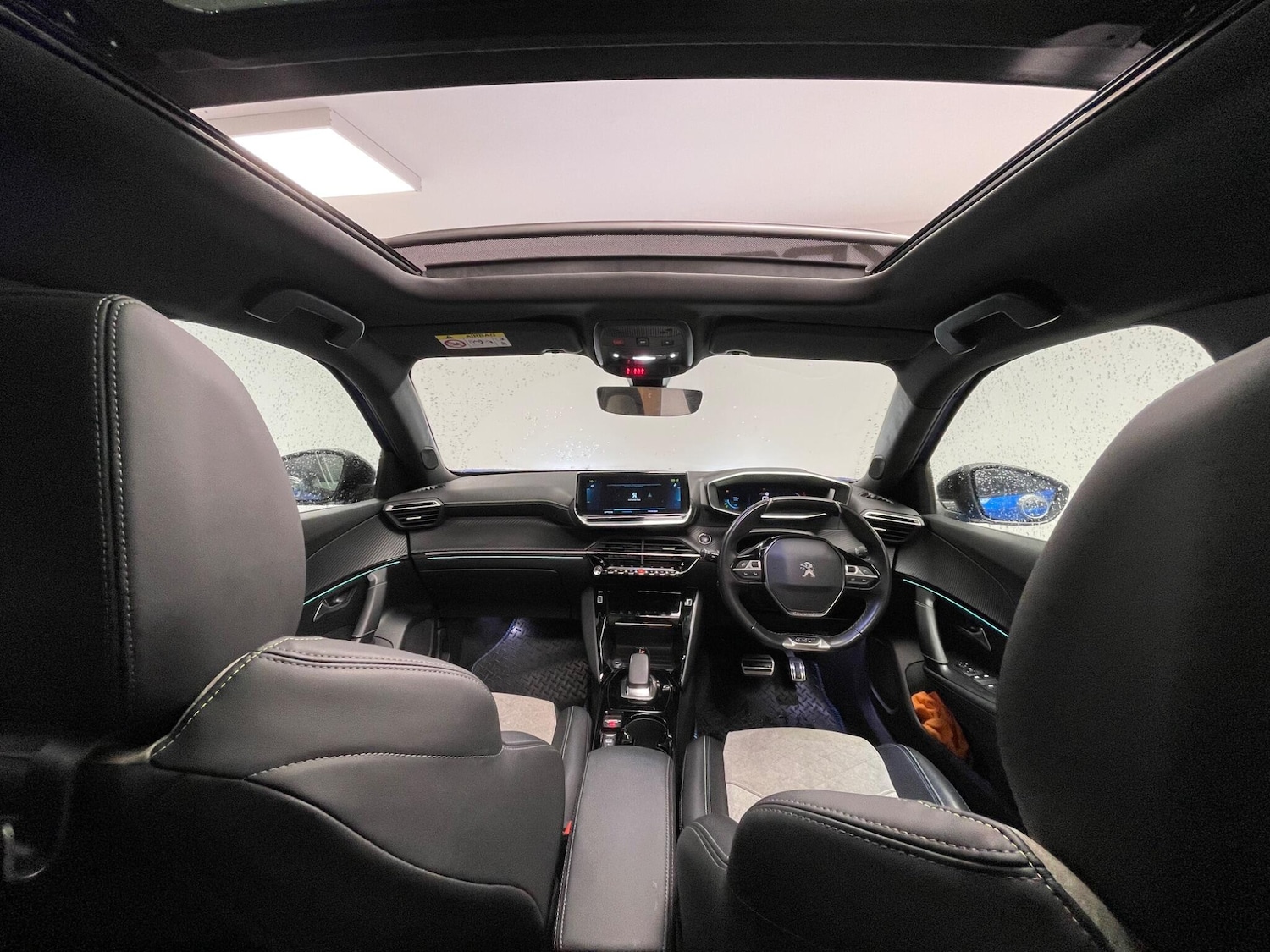 Used Peugeot E-2008 2021 for sale - 76521815: Photo 41