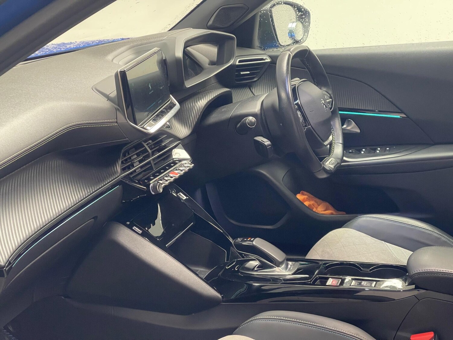 Used Peugeot E-2008 2021 for sale - 76521815: Photo 53