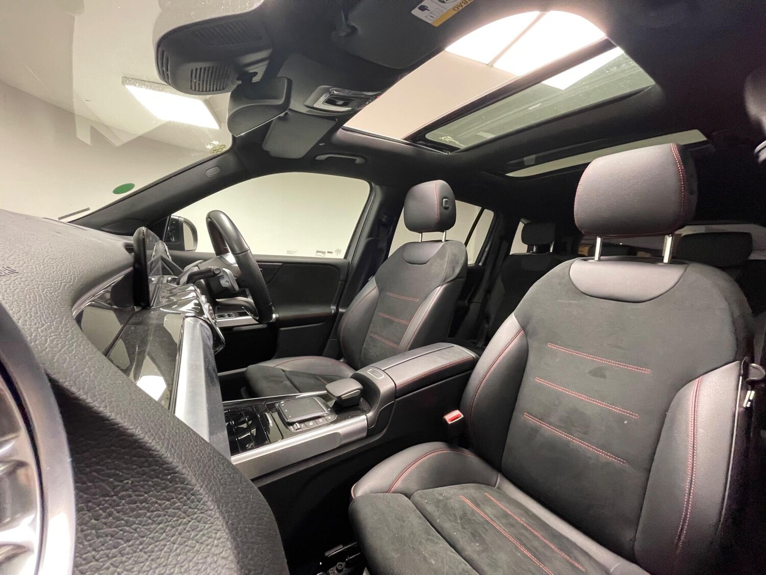 Used Mercedes-Benz GLB 2023 for sale - 77358541: Photo 29