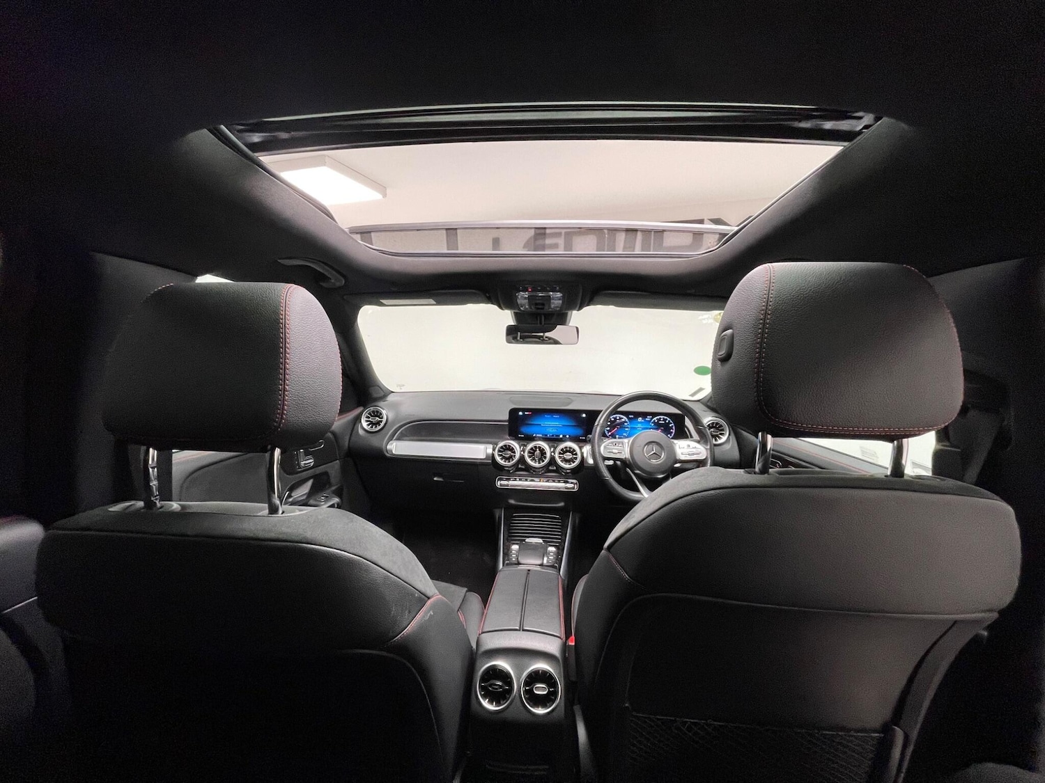 Used Mercedes-Benz GLB 2023 for sale - 77358541: Photo 30