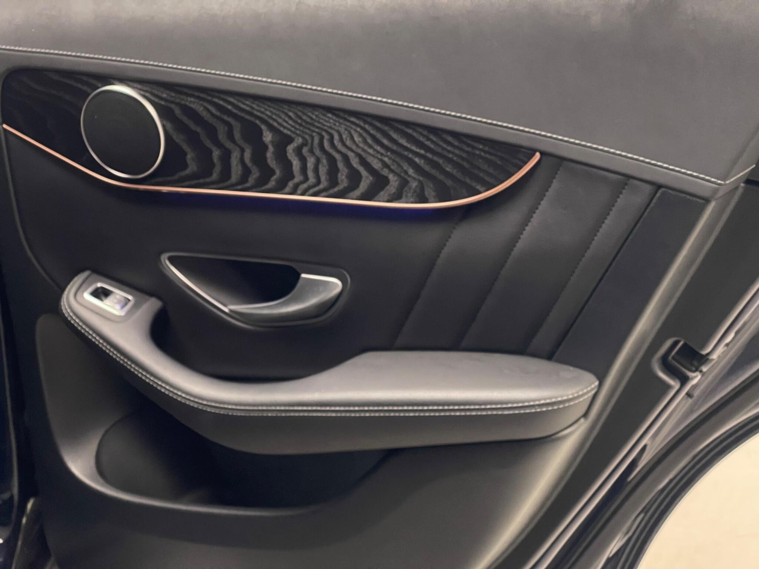 Used Mercedes-Benz EQC 2021 for sale - 76976895: Photo 25