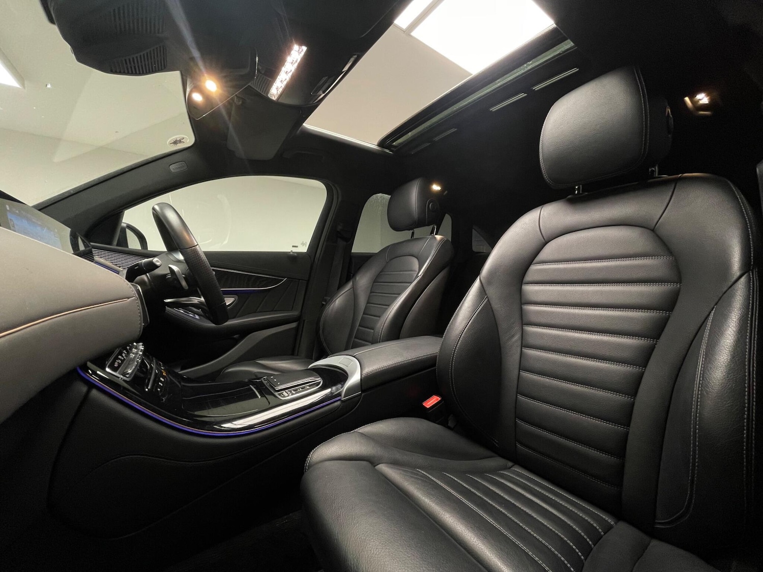 Used Mercedes-Benz EQC 2021 for sale - 76976895: Photo 32