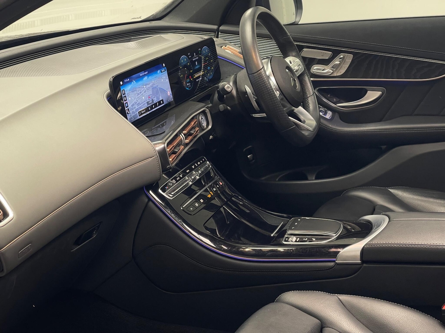 Used Mercedes-Benz EQC 2021 for sale - 76976895: Photo 8