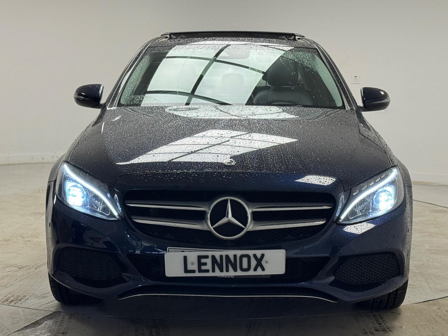 Used Mercedes-Benz C Class 2018 for sale - 78058602: Photo 2