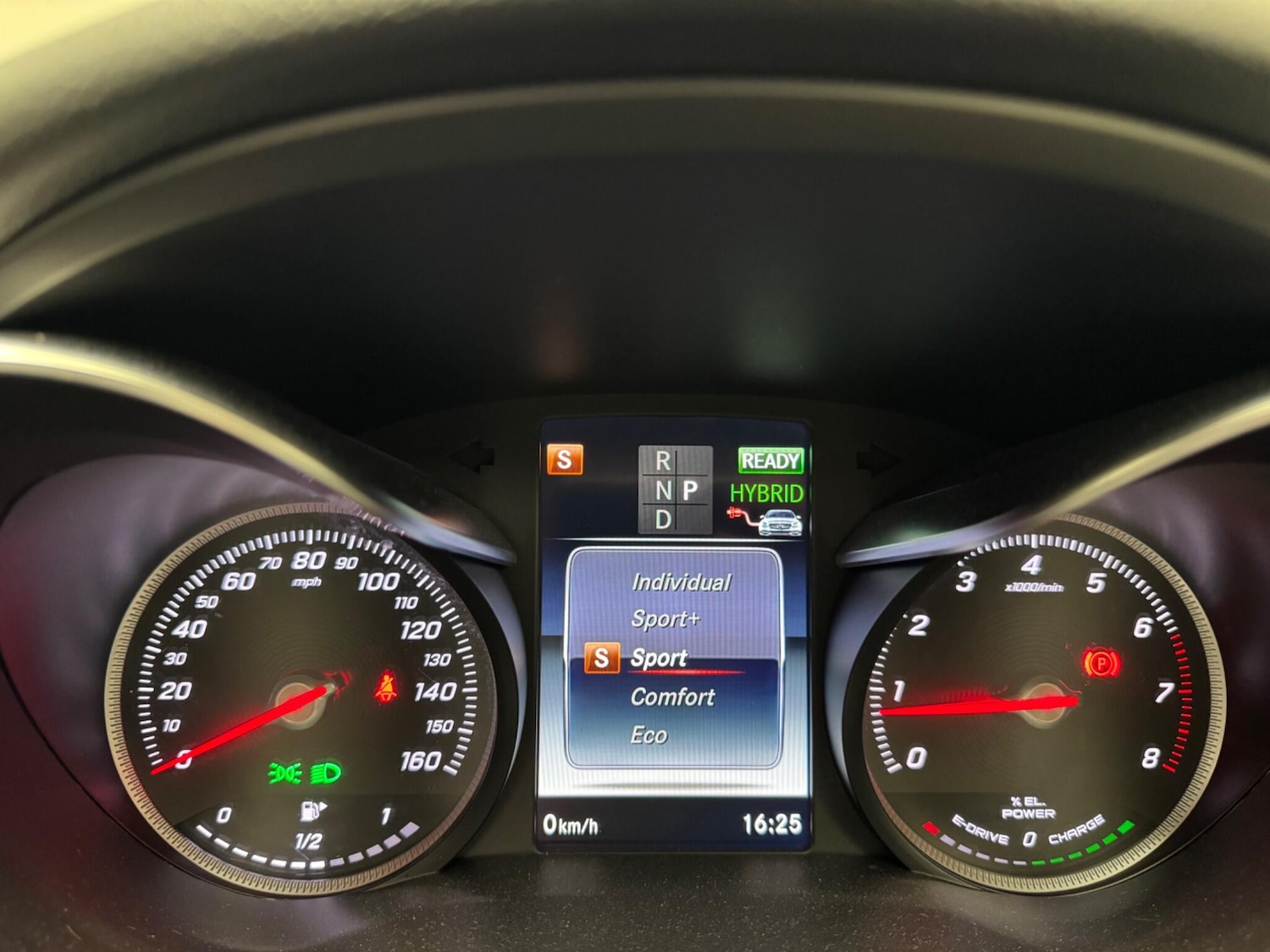 Used Mercedes-Benz C Class 2018 for sale - 78058602: Photo 31