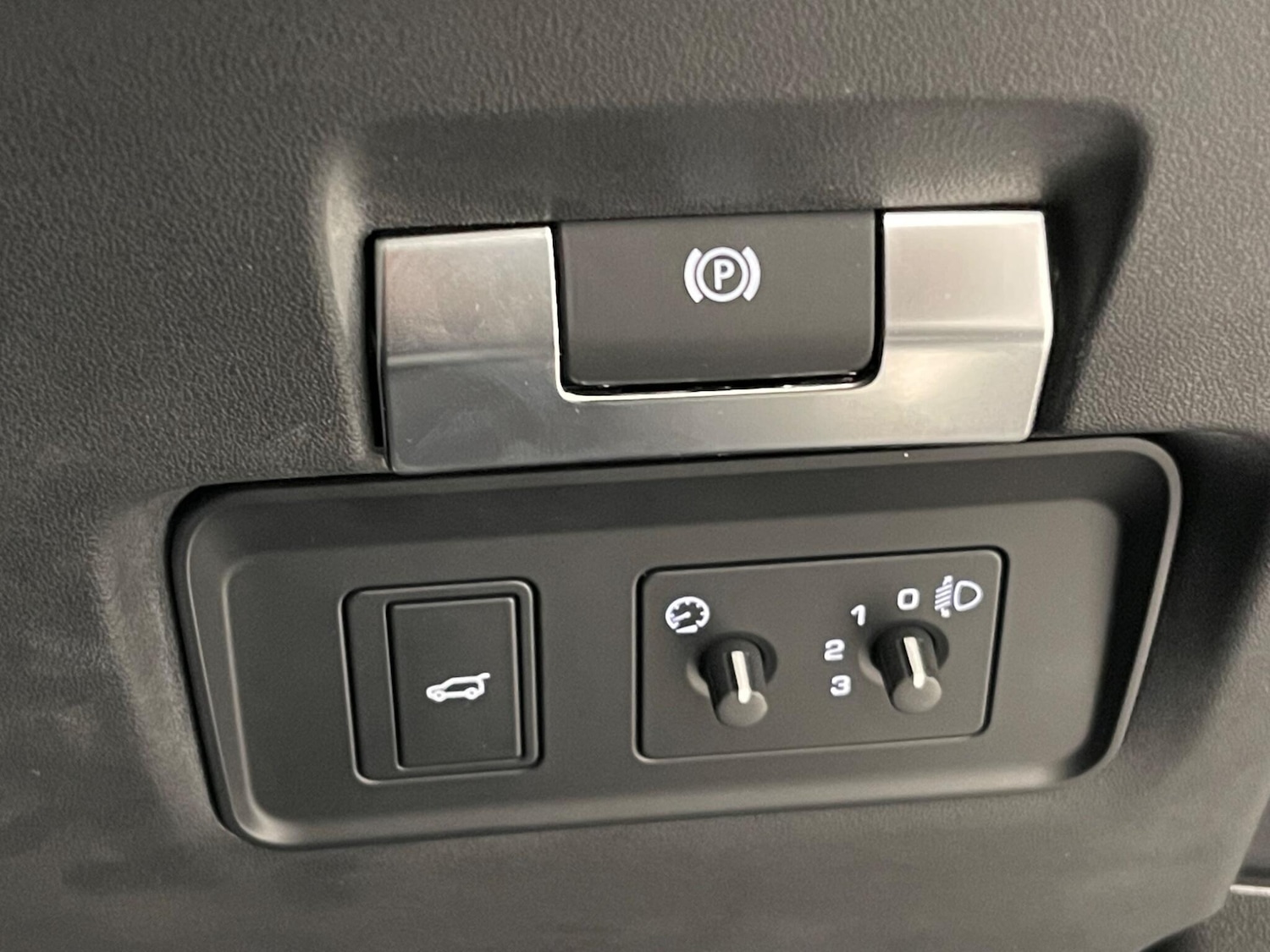 Used Land Rover Range Rover Evoque 2025 for sale - 76388799: Photo 14