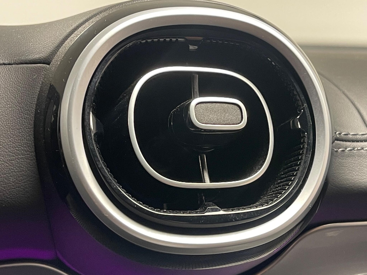 Used Mercedes-Benz C Class 2023 for sale - 76408471: Photo 11