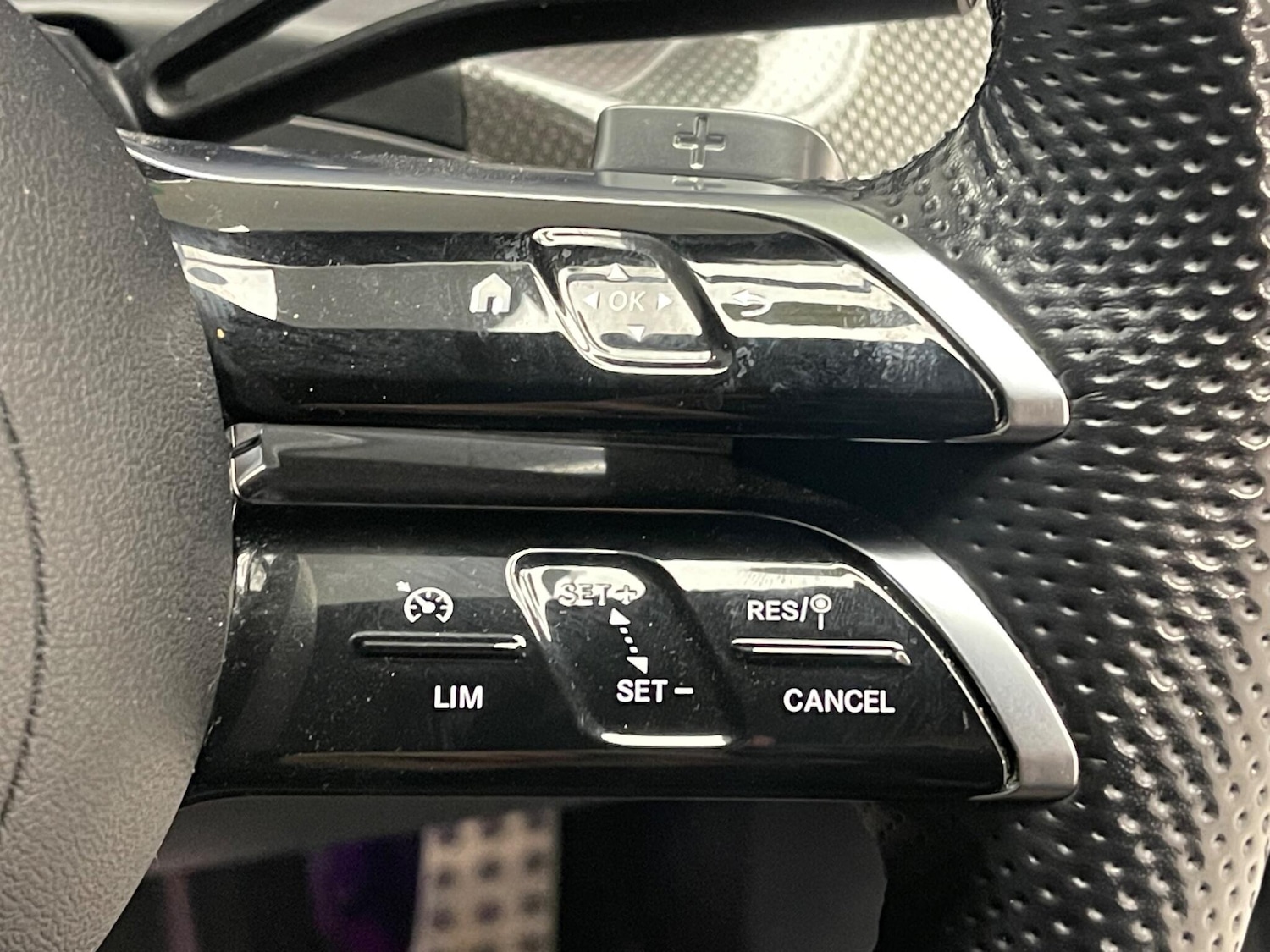 Used Mercedes-Benz C Class 2023 for sale - 76408471: Photo 19