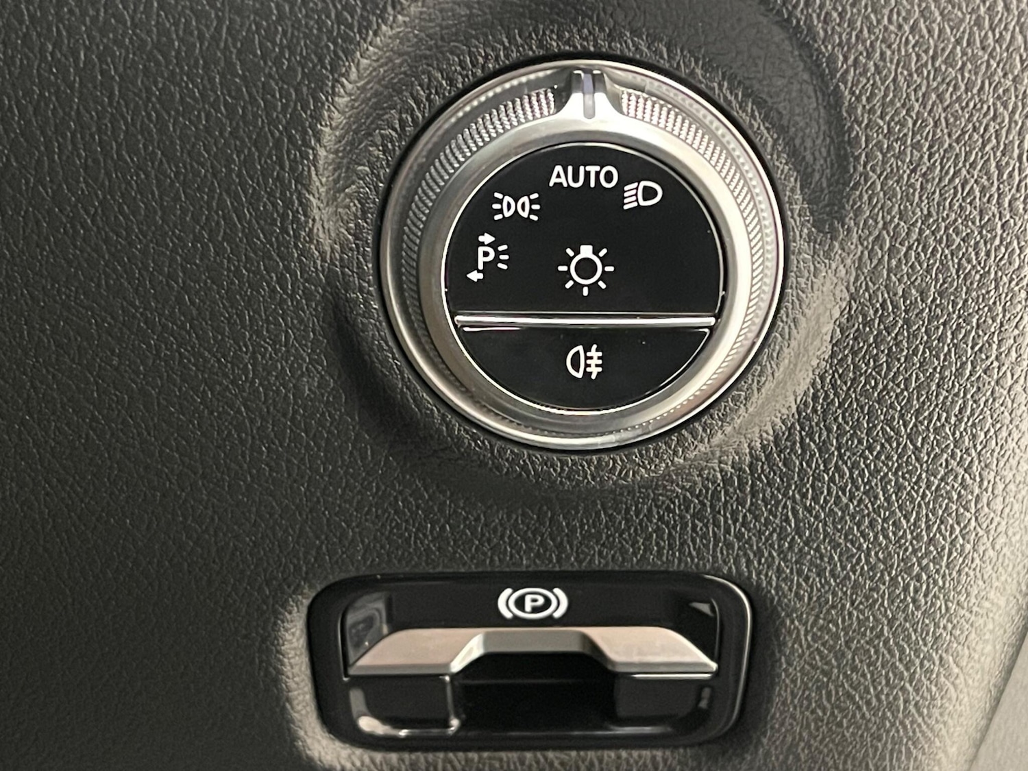 Used Mercedes-Benz C Class 2023 for sale - 76408471: Photo 20