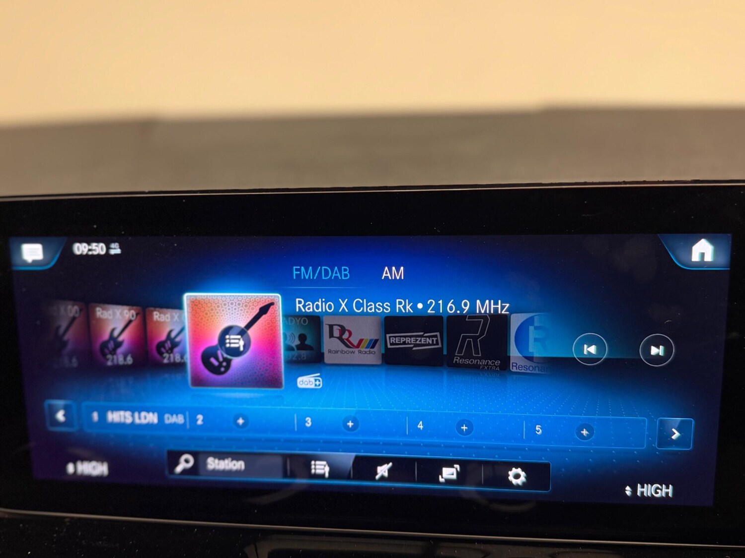 Used Mercedes-Benz GLA 2023 for sale - 77940759: Photo 17