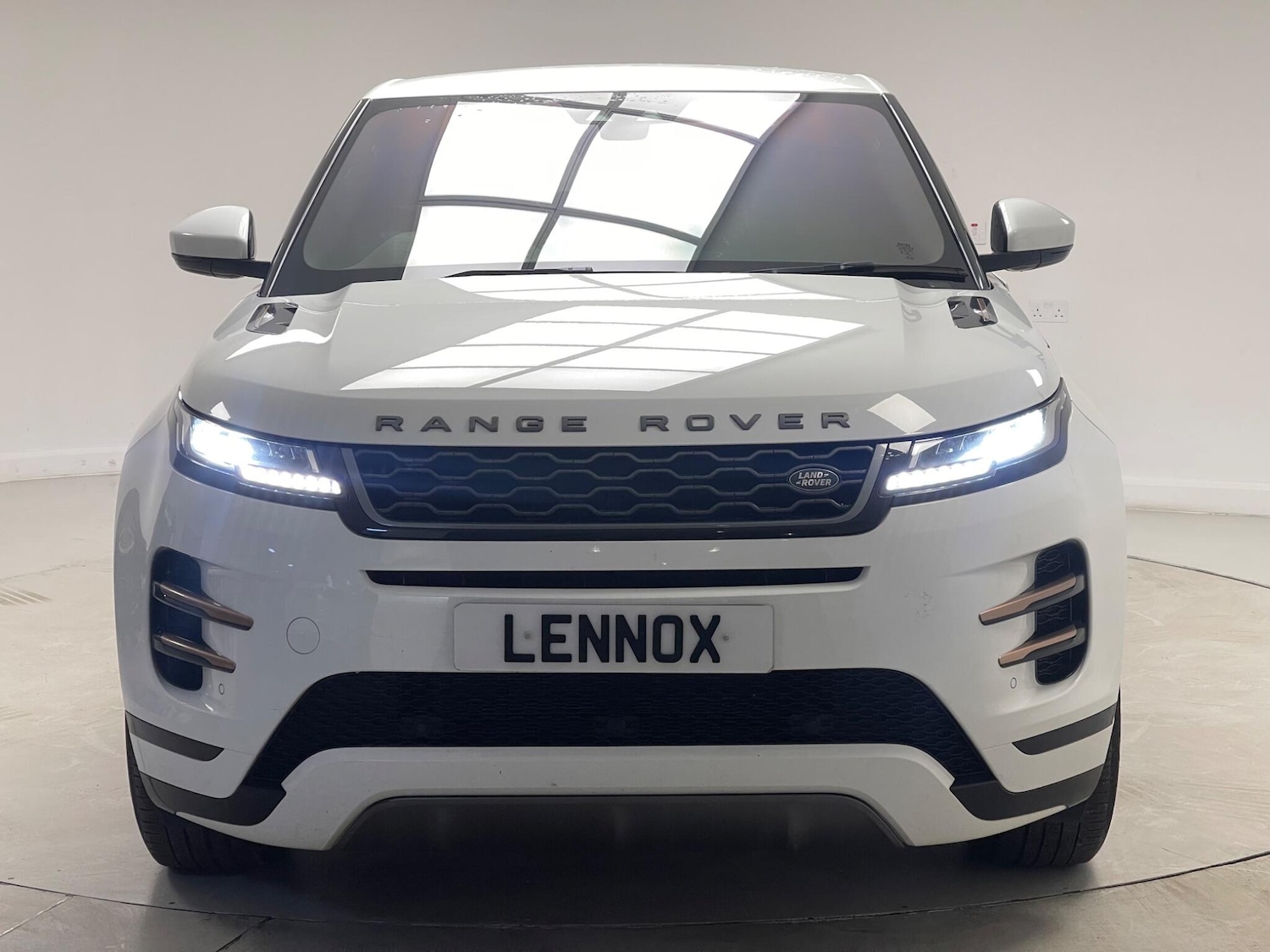 Used Land Rover Range Rover Evoque 2020 for sale - 77155468: Photo 2