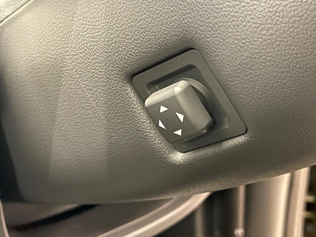 Used Hyundai Santa Fe for sale - 77982553: Photo 30