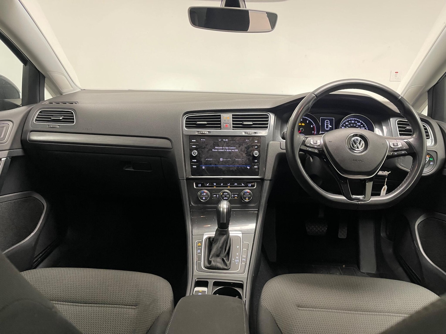 Used Volkswagen Golf 2020 for sale - 76166636: Photo 12